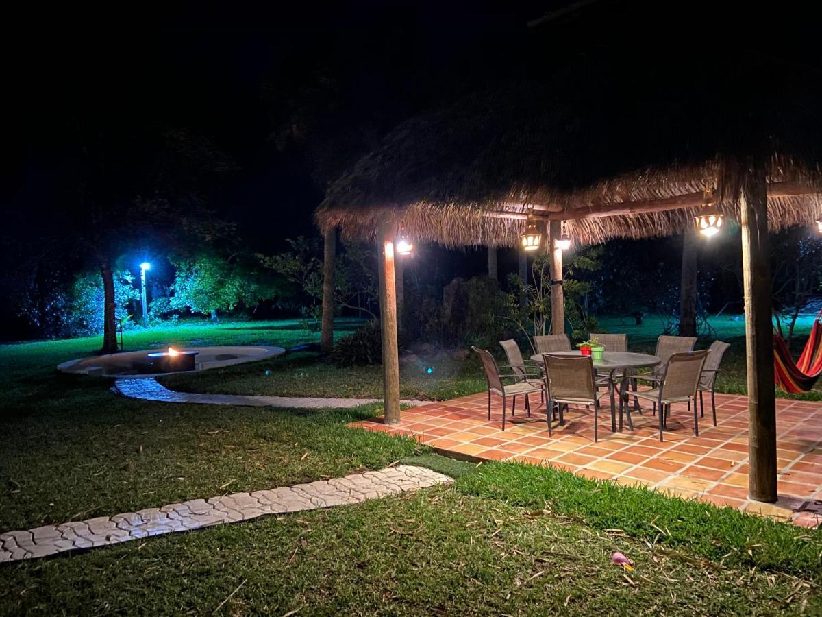Jupiter Waterfalls - Newly Updated - Tiki Hut, Fire Pit, Kitchen, Pool Heater And More Exterior photo