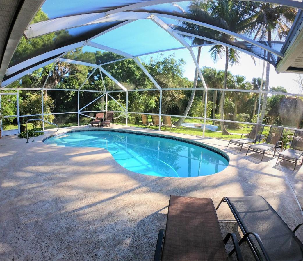 Jupiter Waterfalls - Newly Updated - Tiki Hut, Fire Pit, Kitchen, Pool Heater And More Exterior photo